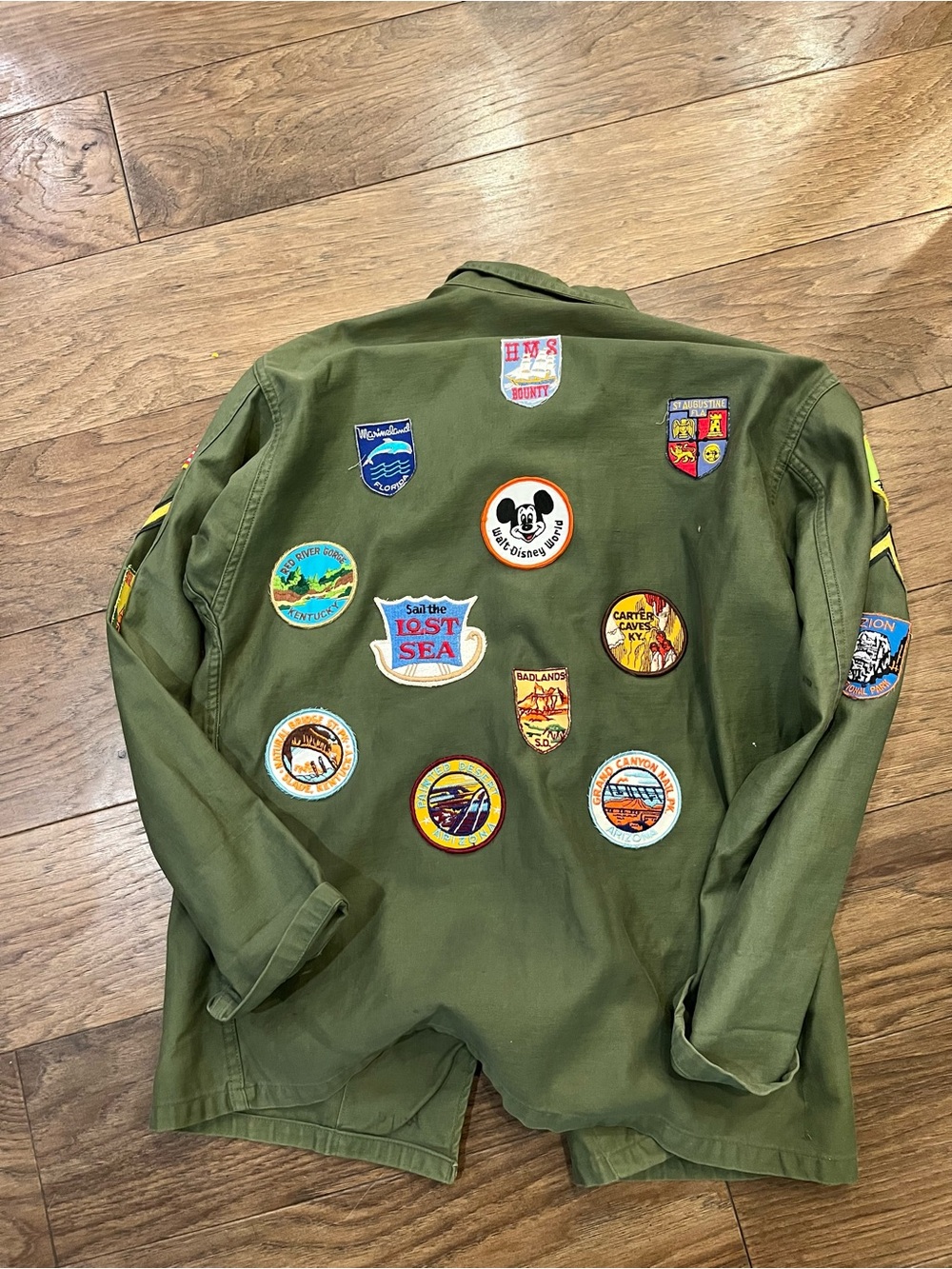 Vintage Army Military Jacket With Park Patches Disney Badlands Smoky Mountains